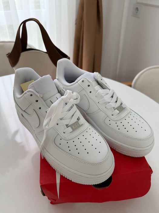 Дамски маратонки Nike AF1
