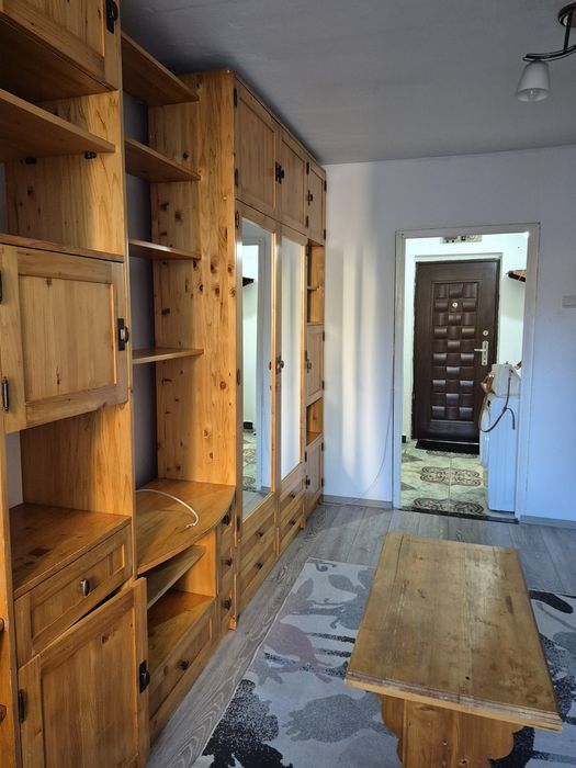 Închiriez garsoniera lângă UMFST
