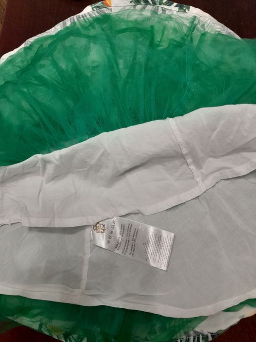 Продам б/у комплект для девочки