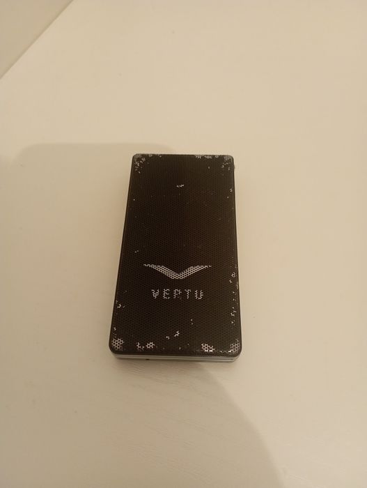 Продам телефон vertu