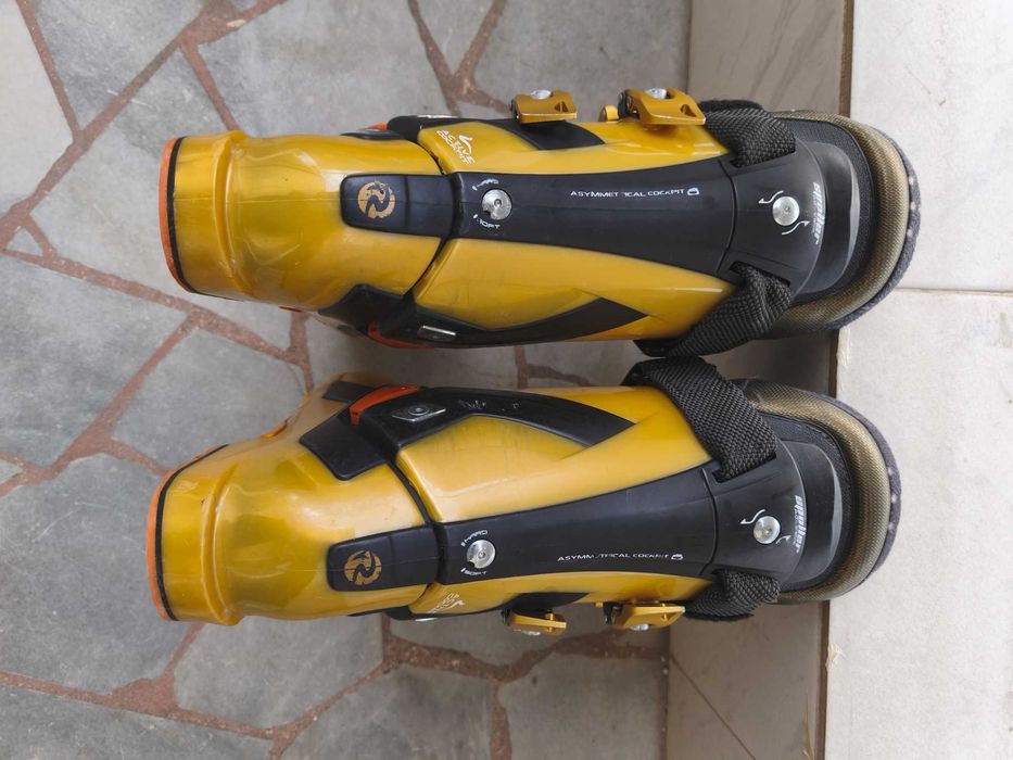 Ски обувки HEAD VECTOR LTD 26.5, SALOMON S/PRO 23.5, Rossignol 25.5