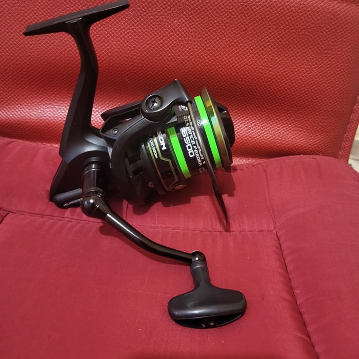 Vând Mulineta Lusson Distance Feeder