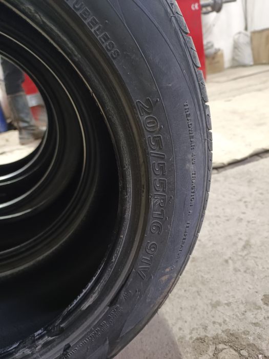 Продам летний покрышки