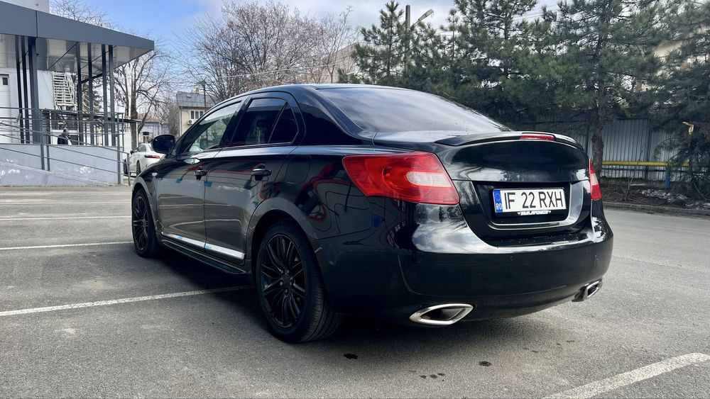 Suzuki Kizashi 2.4 benzina