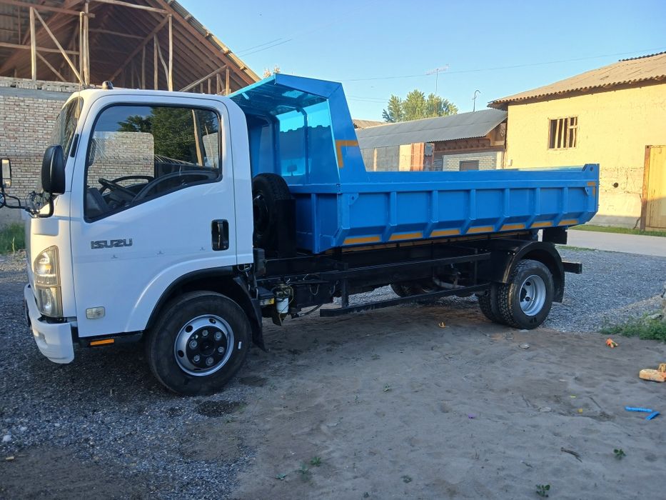 Isuzu samosval sotiladi