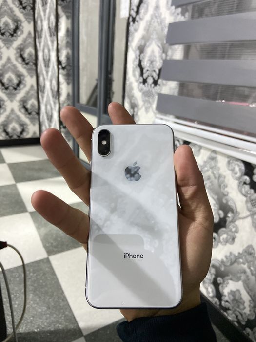 iPhone X 64 gb oq rangidan