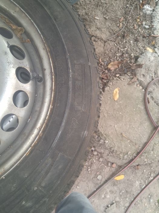 Anvelopele Pirelli M+S 215-65-R16C