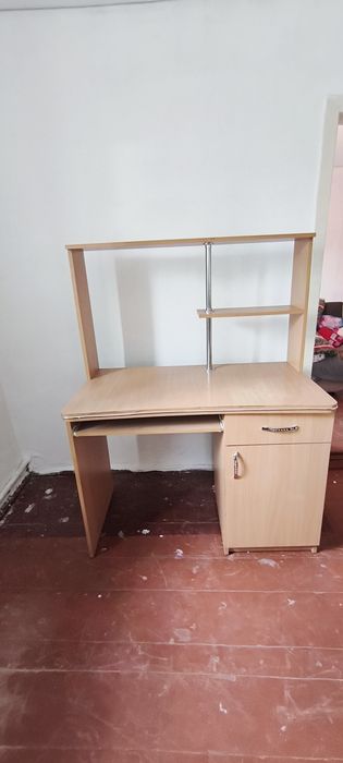 Продам 5000 т  самовывоз с Красина