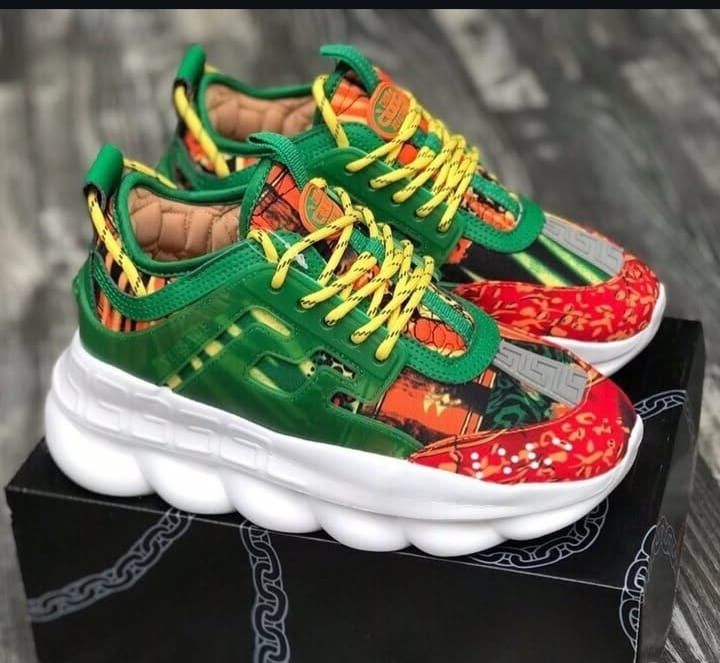 Versace Chain reaction