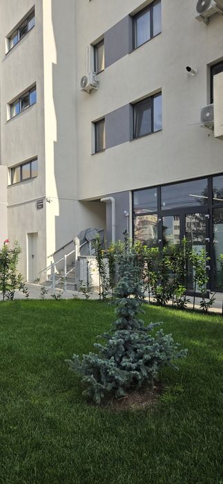 Inchiriez apartament 2 camere  +loc parcare