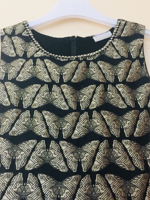 Платья нарядные продам р152,158