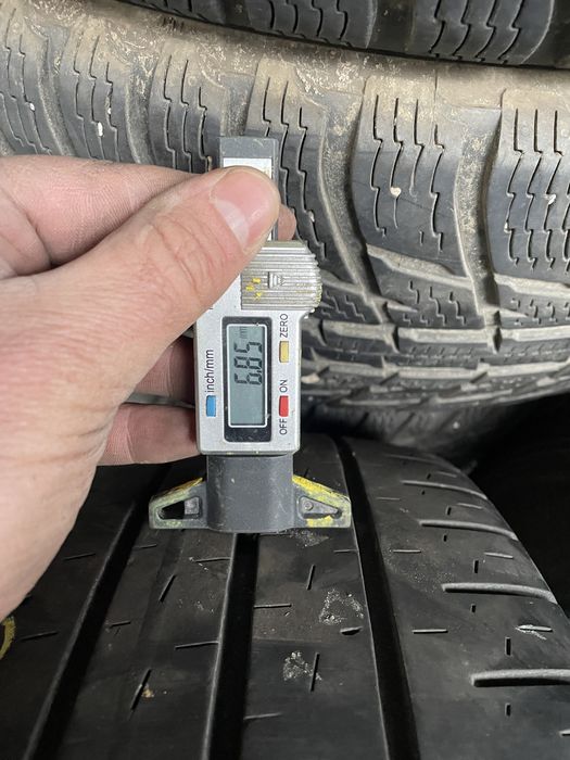 Anv vara 215/65/16c Pirelli