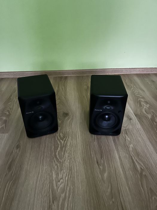 Колони Pioneer DJ DM-50D