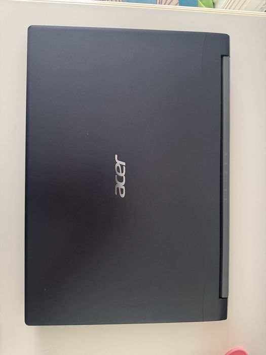 Acer aspire 7 A715-42G