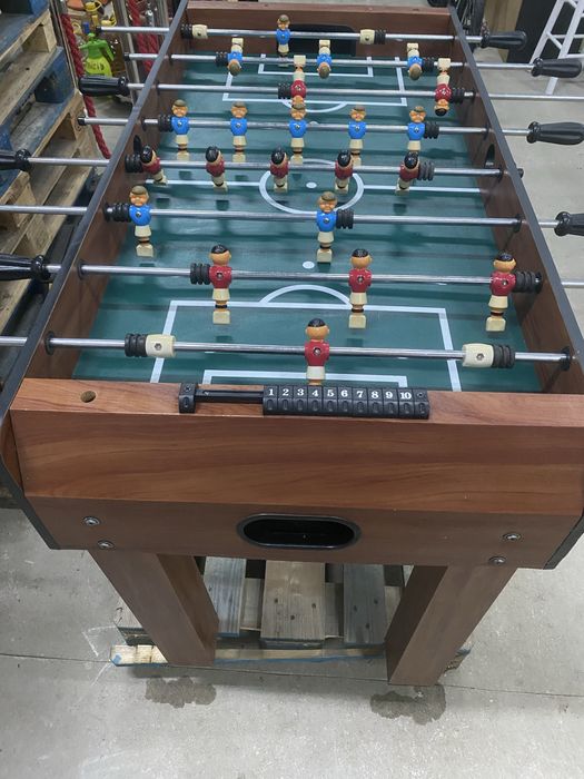 Masa de foosball (masa de fotbal)