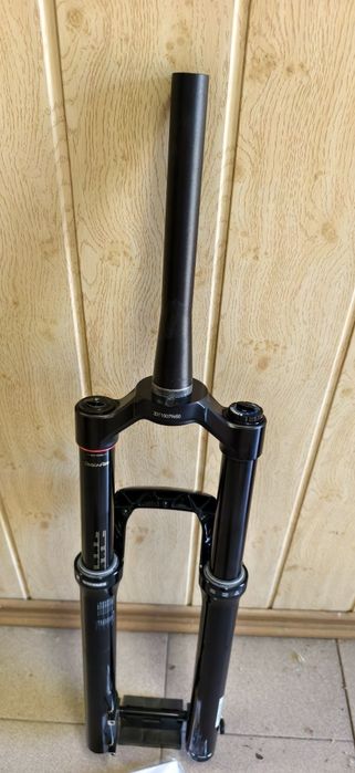 Вилка ROCKSHOX ZEB ULTIMATE RC2 29" 170mm BOOST 15x110mm Tapered Black