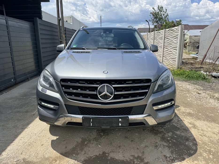Dezmembrez/Dezmembrari Mercedes ML 350D E6 W166 Europa/Airmatic/Carlig