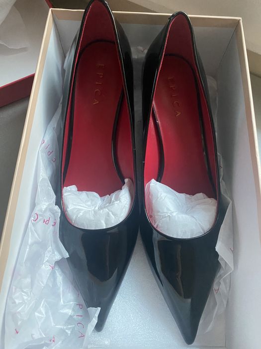 Pantofi din piele lacuita Epica