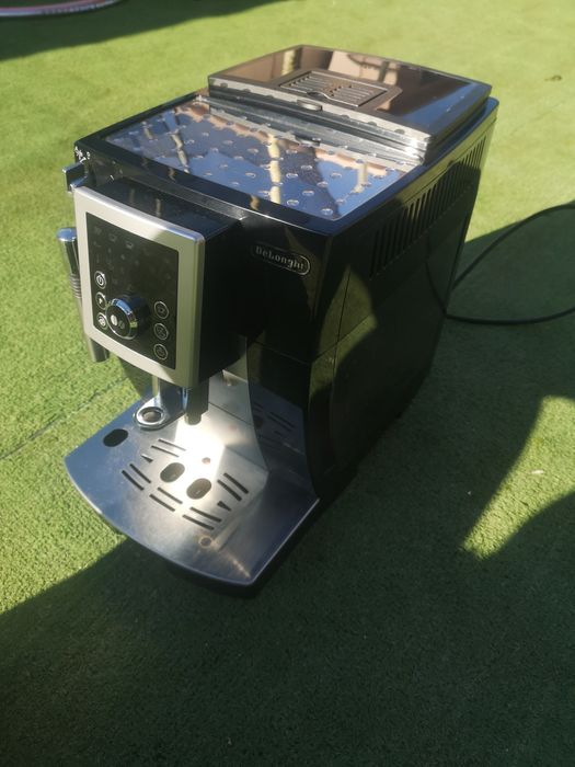 Кафемашина Delonghi ECAM 23.210B