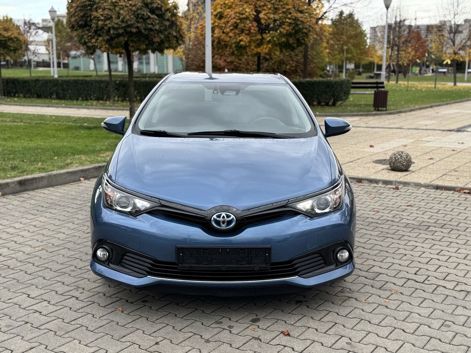Toyota auris 2019  hybrid 1.8