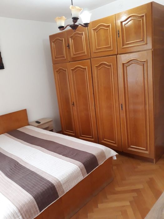 Inchiriez ap 2 camere Girocului