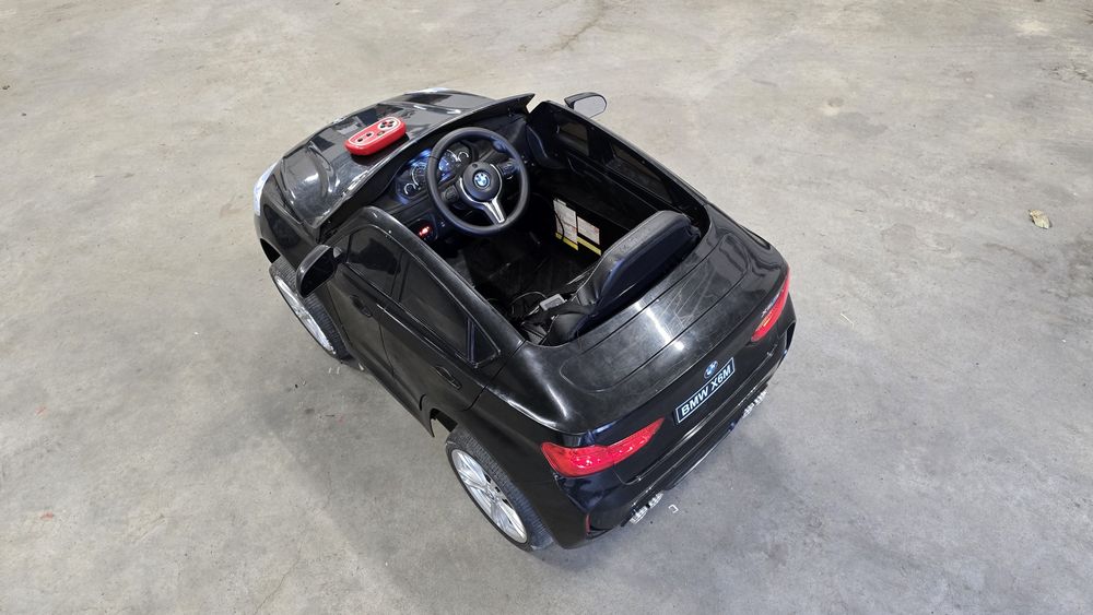Masinuta electrica Bmw X6 copii