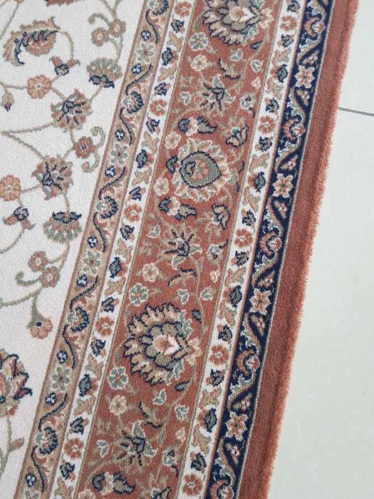 Продается ковер. Размер 2х3 метра