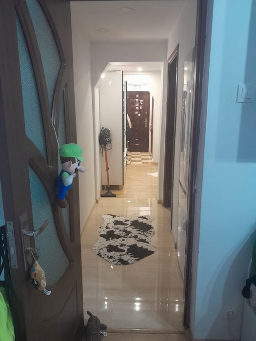 Vând/  apartament Ploiești vest 1