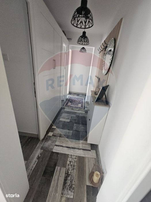 Apartament cu 3 camere de vânzare