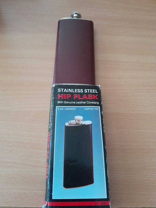 Sticlă de alcool travel, portabil din oțel inoxidabil Hip Flask 140 ml