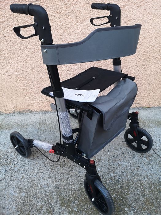 Carucior cadru cu roti rolator  ortopedic handicap dizabilități varstnici batrani dublu pliabil rabatabil