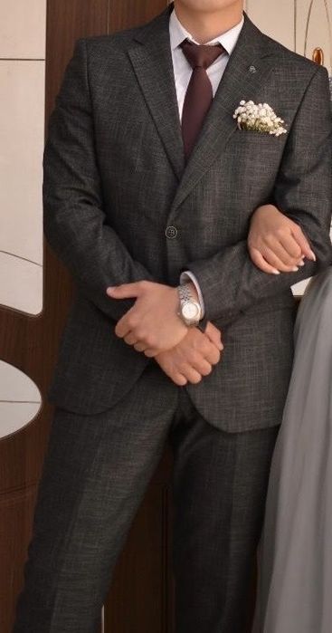 Продам костюм мужской