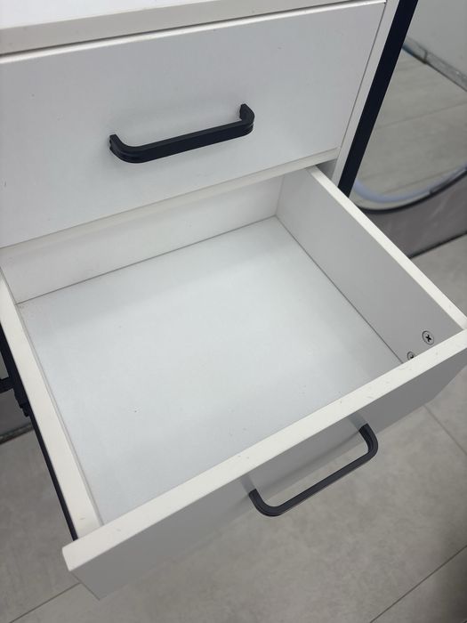 Raft suspendat coafor