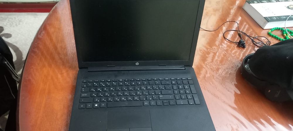 Ноутбук HP. . .