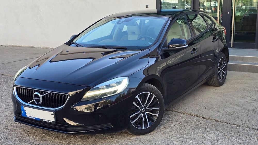 Vand volvo v40 automat