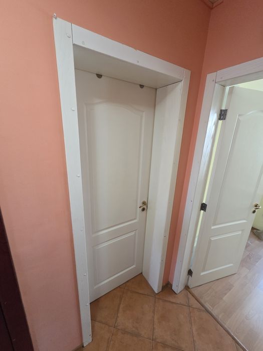 Интериорни врати