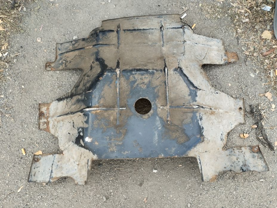 Продам Защиту двигателя