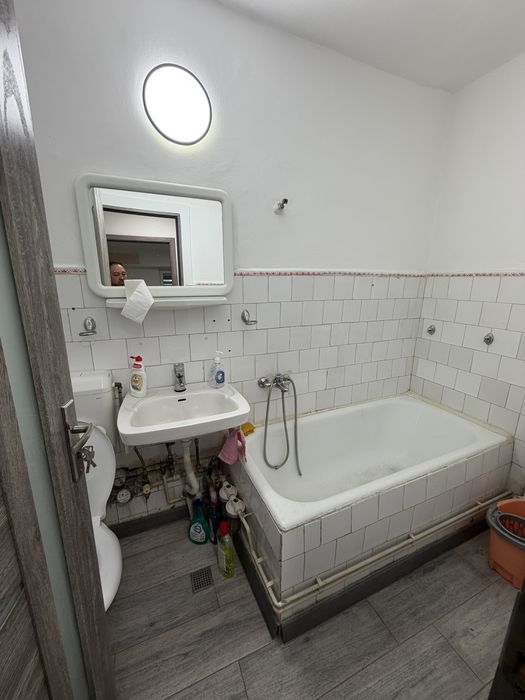 Garsoniera de inchiriat  pt. sediu firma , zona ultracentrala