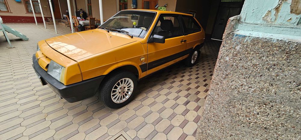 Lada samara 2108