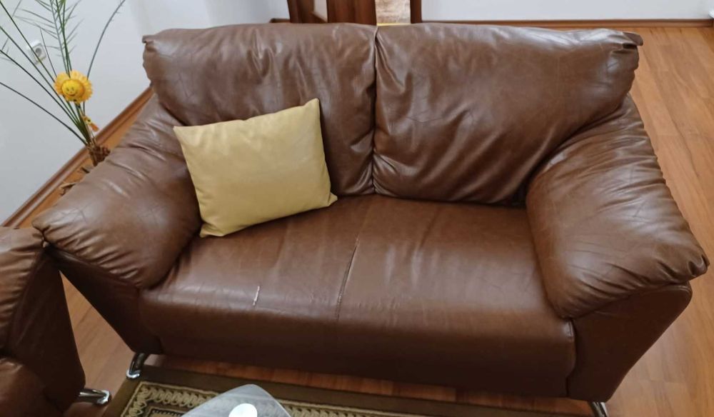 дивани двойка130е и тройка180е комфорт синтетична кожа