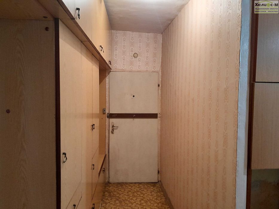 Продава се Двустаен апартамент в Монтана, Младост 2 - 61 кв.м за 920 €/кв.м - Снимка #13