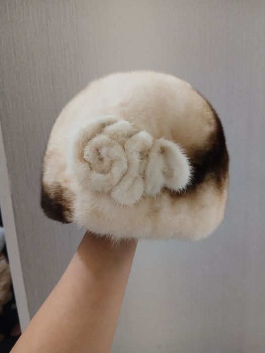 Продам норковую шапку