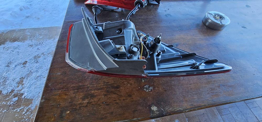 Продавам десен стоп за IX20 фейстлифт след 2015 година