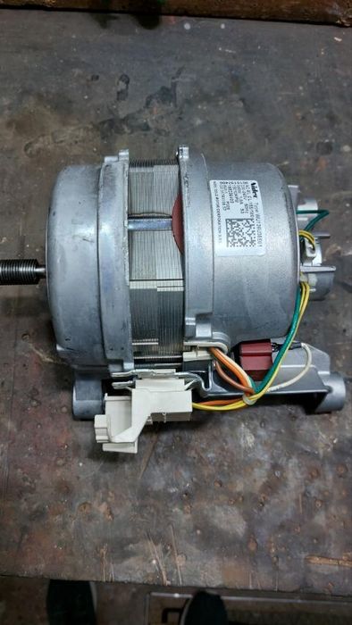 Пералня Electrolux на части