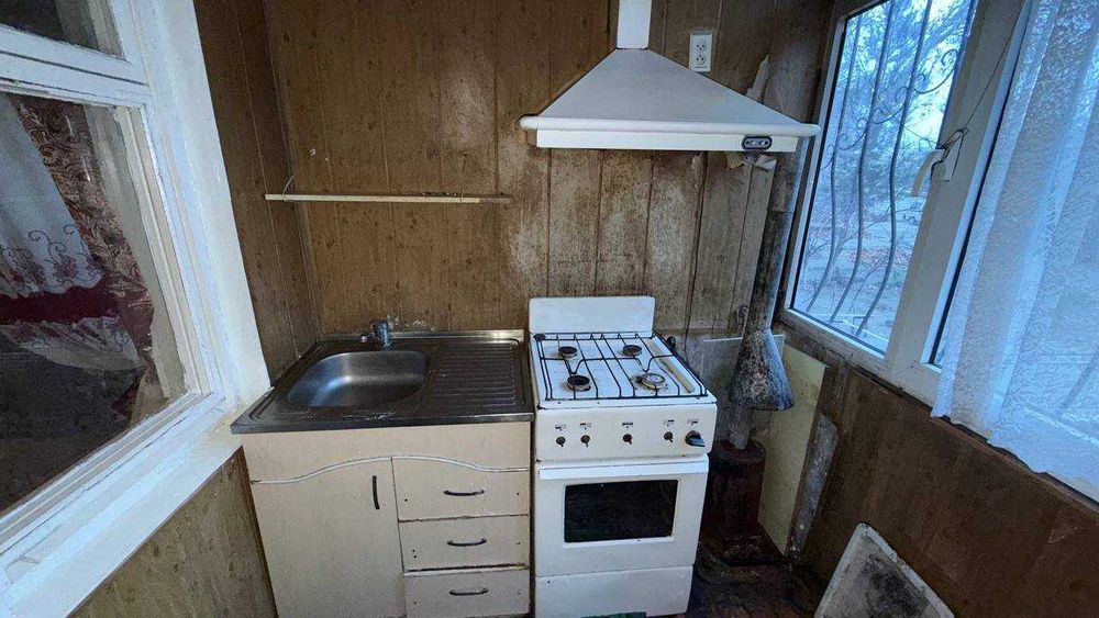 Фрунзиский Саёхат магазини 3 хонали квартира ижарага берилади.ID: 1611