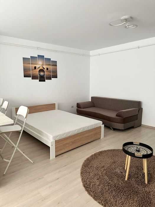 Garsonieră decomandata in Subcetate