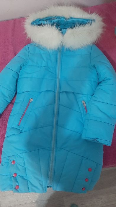 Пуховик зимний для девочки 140