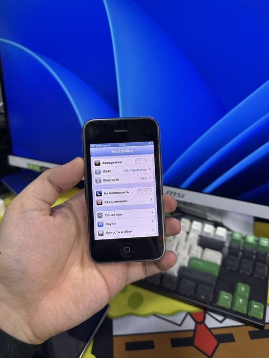Iphone 3g white в хорошем состоянии