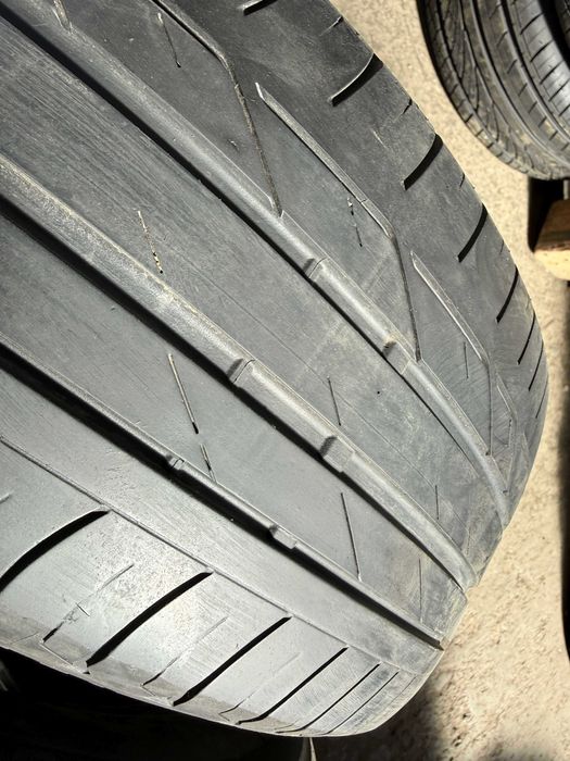 2x Anvelope Vara 205/55 R17 - Bridgestone Turanza T001 cu steluta BMW