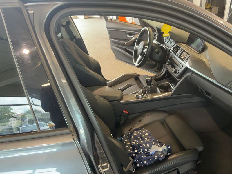 BMW 3er 318d xDrive 2013